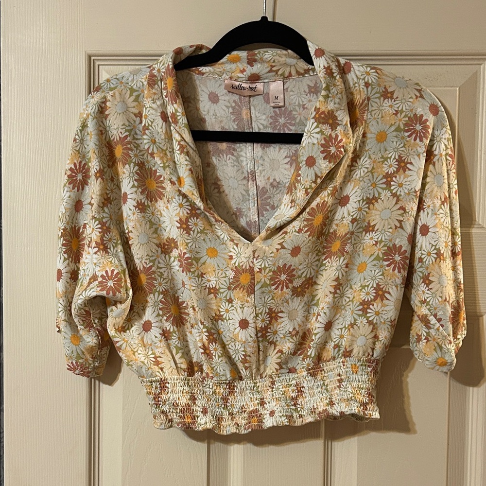Willow & Root from Buckle  Cropped Blouse - Cream, Orange, Yellow. Size M.